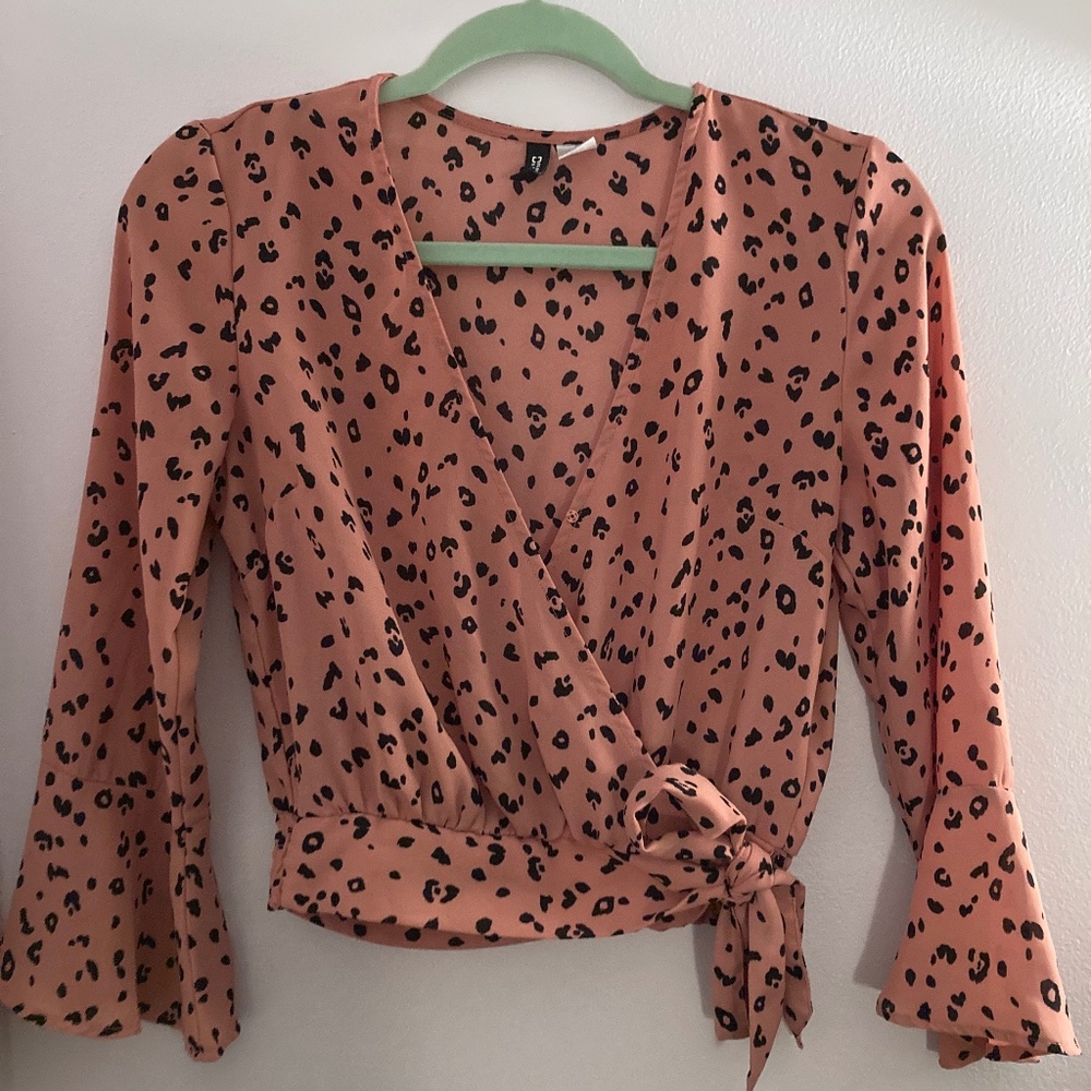 H&M Cheetah Crop Top